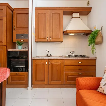 בית נופש Yasmin By Interhome *