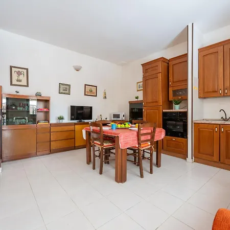 Yasmin By Interhome Villasimius